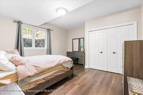Bedroom - 410 W Spring Meadows Ln, Dewitt, MI 48820 photo 6 of 6