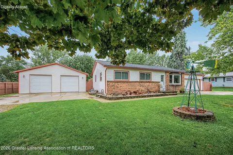 2347 Westover Dr, Ionia, MI 48846
