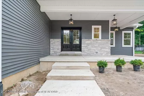 Exterior - 2531 Fedewood, Dewitt, MI 48820 photo 3 of 12