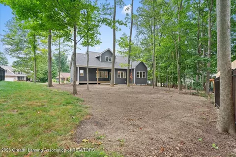 Exterior - 2531 Fedewood, Dewitt, MI 48820 photo 8 of 12