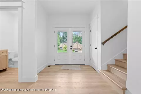Entry Way - 2531 Fedewood, Dewitt, MI 48820 photo 1 of 2