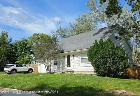 900 W Cavanaugh Rd, Lansing, MI 48910