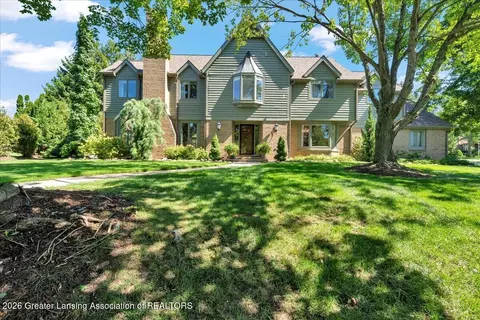 1352 Foxcroft Rd, East Lansing, MI 48823