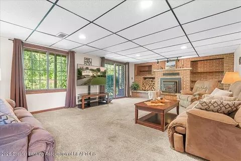 Living - 1220 Sandhill Dr, Dewitt, MI 48820 photo 3 of 3
