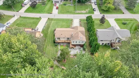 View/Area - 1220 Sandhill Dr, Dewitt, MI 48820 photo 7 of 10
