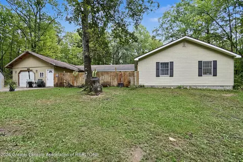 4725 S Healy Rd, Glennie, MI 48737