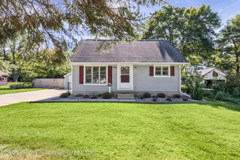 1538 Mount Vernon Ave, East Lansing, MI 48823