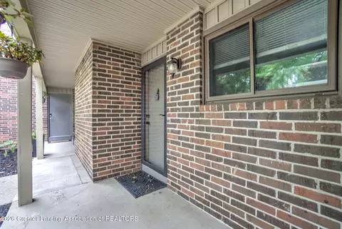 Entry Way - 5411 Maple Ridge Rd #74, Haslett, MI 48840 photo 1 of 1