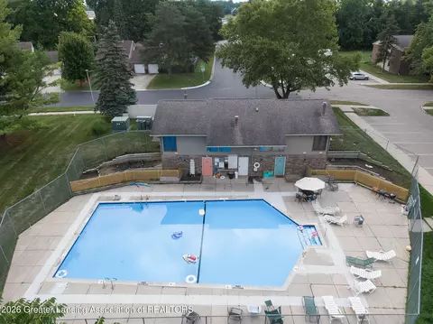 Exterior - 5411 Maple Ridge Rd #74, Haslett, MI 48840 photo 6 of 6