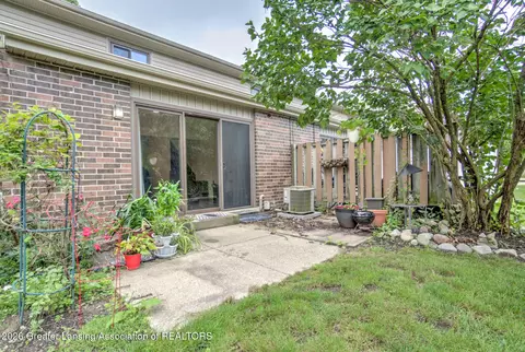 Exterior - 5411 Maple Ridge Rd #74, Haslett, MI 48840 photo 3 of 6