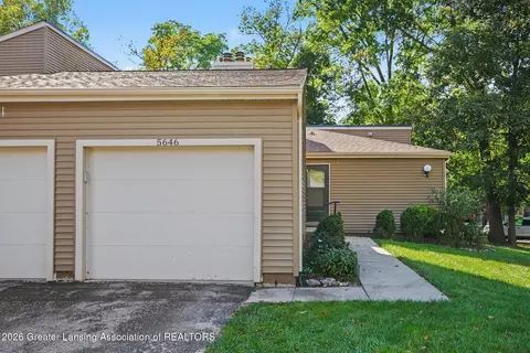 5646 Deville Ct, East Lansing, MI 48823