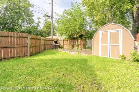 Exterior - 212 W 3rd St, Monroe, MI 48161 photo 7 of 8