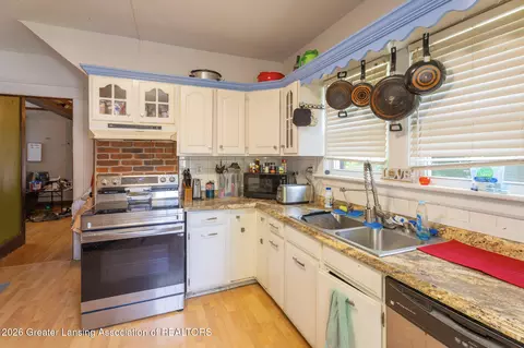 Kitchen - 212 W 3rd St, Monroe, MI 48161 photo 3 of 3