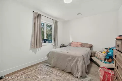 Bedroom - 13142 S Tallman Rd, Eagle, MI 48822 photo 4 of 4