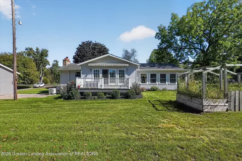 Exterior - 13142 S Tallman Rd, Eagle, MI 48822 photo 2 of 9