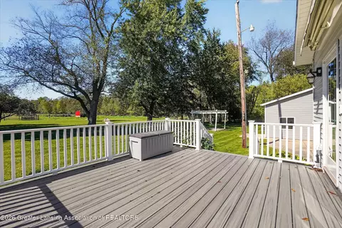 Exterior - 13142 S Tallman Rd, Eagle, MI 48822 photo 5 of 9