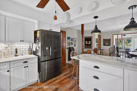 Kitchen - 13142 S Tallman Rd, Eagle, MI 48822 photo 1 of 5