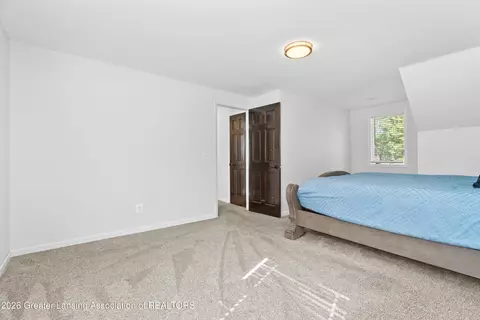 Bedroom - 2001 W Stoll Rd, Dewitt, MI 48820 photo 2 of 6