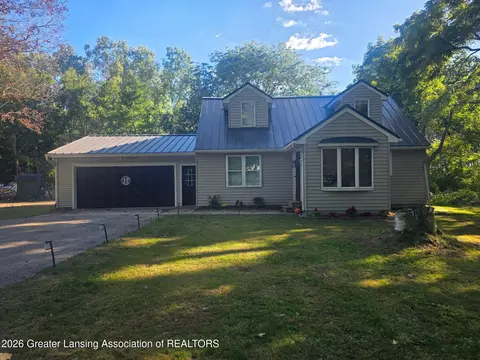 2001 W Stoll Rd, Dewitt, MI 48820