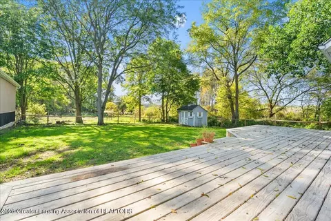Exterior - 2001 W Stoll Rd, Dewitt, MI 48820 photo 5 of 7