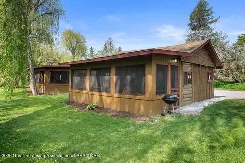 4179 S Straits Hwy #4, Indian River, MI 49749