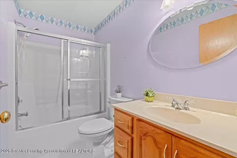 Bath - 519 Looking Glass Glen Dr, Dewitt, MI 48820 photo 1 of 2