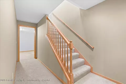 Entry Way - 519 Looking Glass Glen Dr, Dewitt, MI 48820 photo 2 of 2