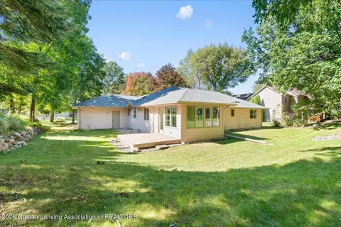 Exterior - 519 Looking Glass Glen Dr, Dewitt, MI 48820 photo 8 of 10
