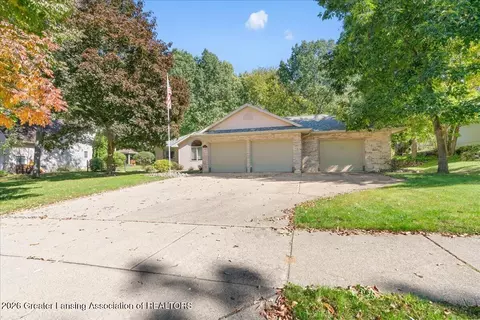 Exterior - 519 Looking Glass Glen Dr, Dewitt, MI 48820 photo 2 of 10