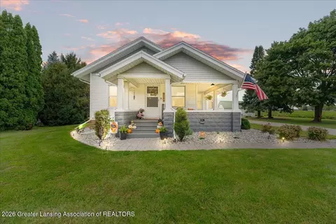 3148 W Parks Rd, Saint Johns, MI 48879