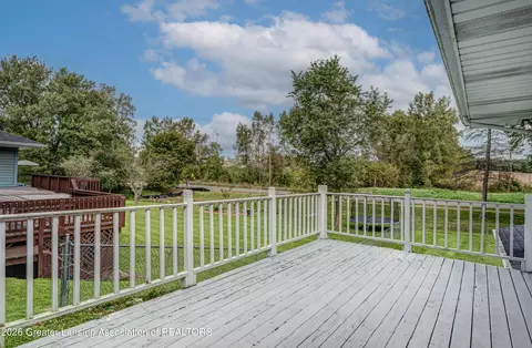 Exterior - 412 Lake St, Bellevue, MI 49021 photo 3 of 3