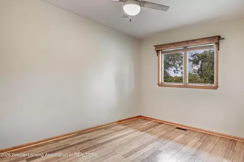 Bedroom - 412 Lake St, Bellevue, MI 49021 photo 1 of 3