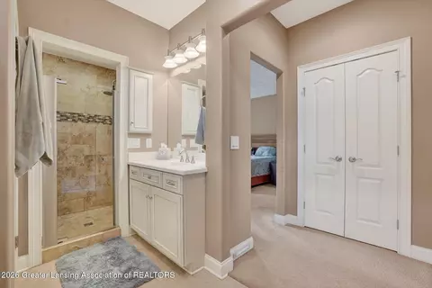 Entry Way - 1800 Wilderness Dr, Dewitt, MI 48820 photo 2 of 4