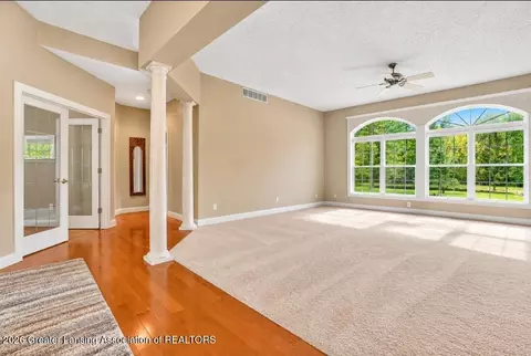 Living - 1800 Wilderness Dr, Dewitt, MI 48820 photo 1 of 4