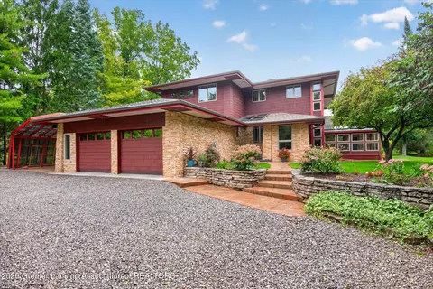 2310 Raby Rd, East Lansing, MI 48823