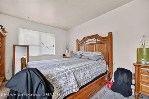 Bedroom - 4400 Chadburne Dr, Lansing, MI 48911 photo 4 of 8