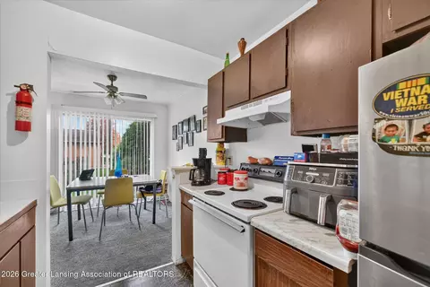 Kitchen - 4400 Chadburne Dr, Lansing, MI 48911 photo 1 of 4