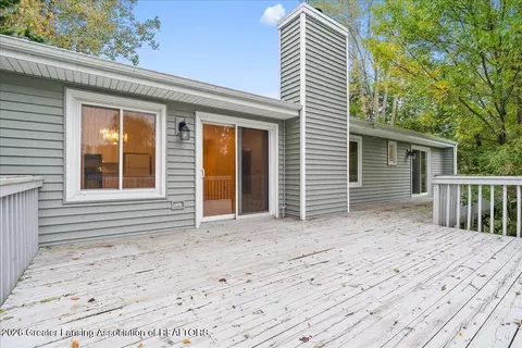 Exterior - 1013 Turner Rd, Dewitt, MI 48820 photo 4 of 6