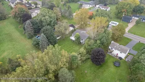 View/Area - 1013 Turner Rd, Dewitt, MI 48820 photo 2 of 7