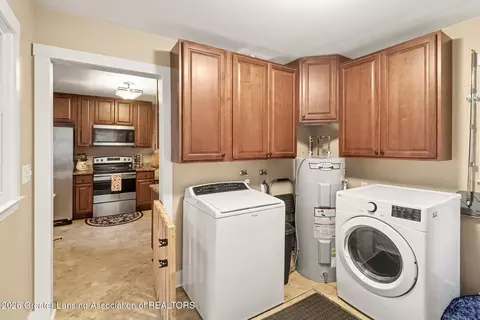 Other - 318 E Rouse St, Lansing, MI 48910 photo 4 of 12