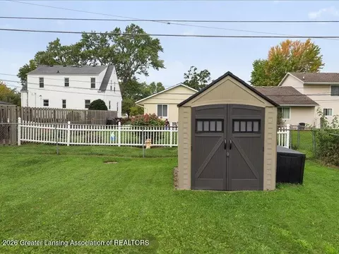 Exterior - 441 N Roessler St, Monroe, MI 48162 photo 7 of 7