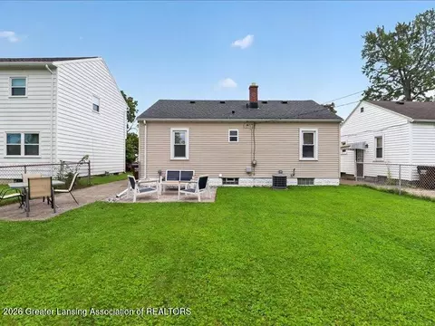 Exterior - 441 N Roessler St, Monroe, MI 48162 photo 5 of 7