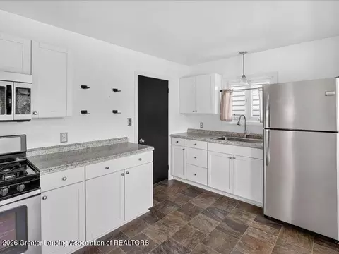 Kitchen - 441 N Roessler St, Monroe, MI 48162 photo 5 of 6