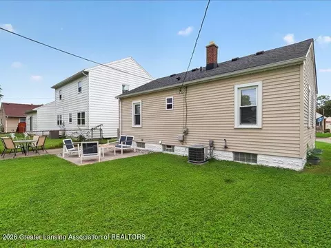 Exterior - 441 N Roessler St, Monroe, MI 48162 photo 6 of 7