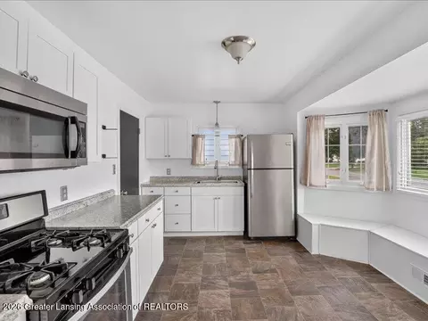 Kitchen - 441 N Roessler St, Monroe, MI 48162 photo 1 of 6