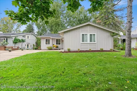 1226 Chartwell Carriage Way S, East Lansing, MI 48823