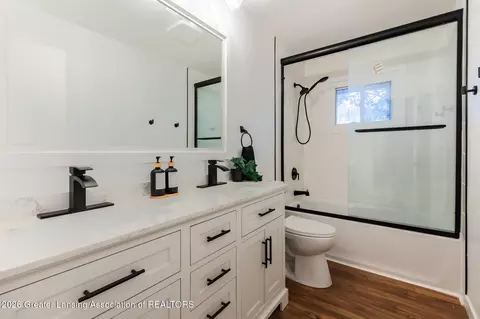 Bath - 125 E Howell Rd, Mason, MI 48854 photo 1 of 2