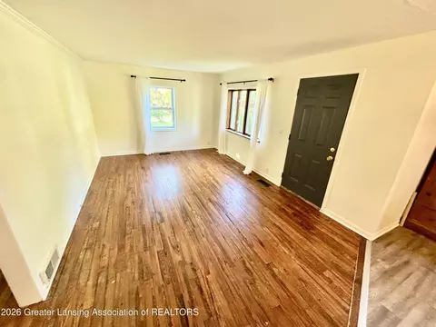 Living - 6510 Creyts Rd, Dimondale, MI 48821 photo 1 of 2