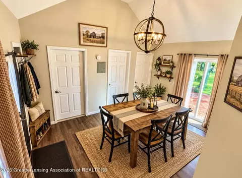 Dining - 6510 Creyts Rd, Dimondale, MI 48821 photo 1 of 1