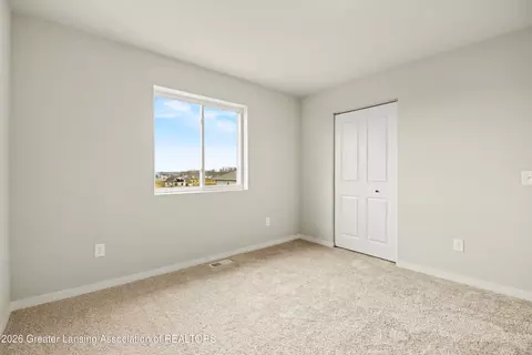 Bedroom - 707 W Windward Way, Perry, MI 48872 photo 4 of 9